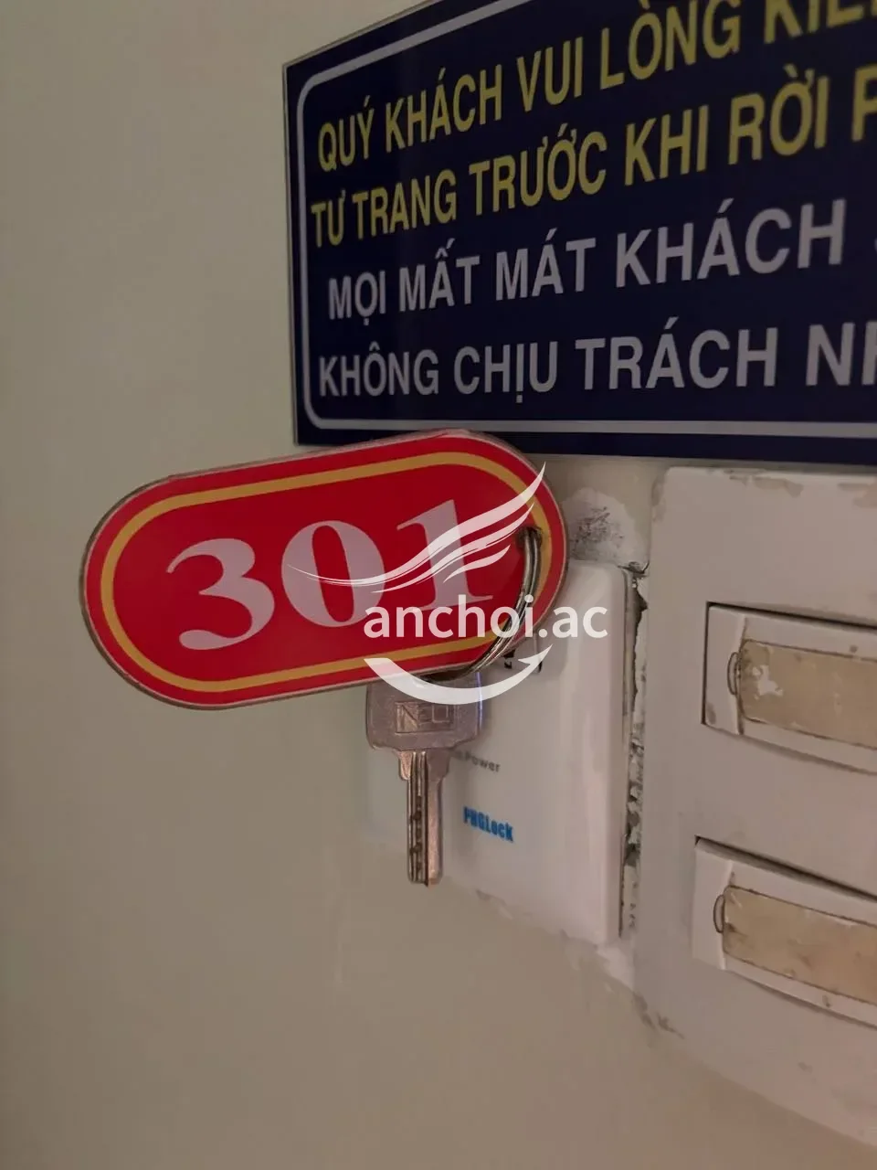 Ảnh checker trongtuankiet chụp khi gặp LINH VY CHUẨN GÁI NGON HÀNG ĐẸP HIẾM CÓ (ảnh 4/5)