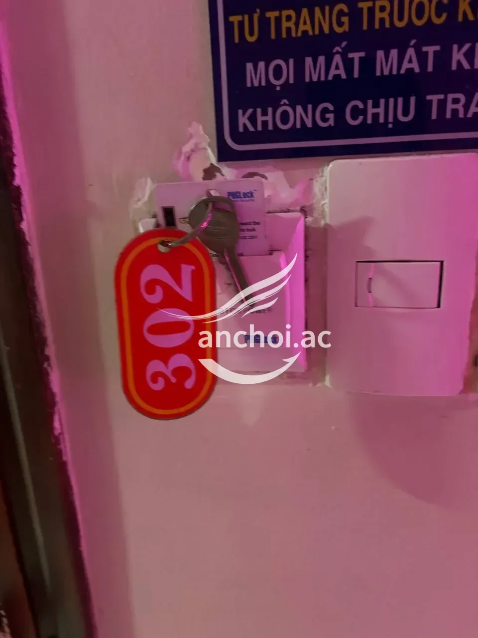 Ảnh checker lacnhan chụp khi gặp LINH VY CHUẨN GÁI NGON HÀNG ĐẸP HIẾM CÓ (ảnh 3/4)