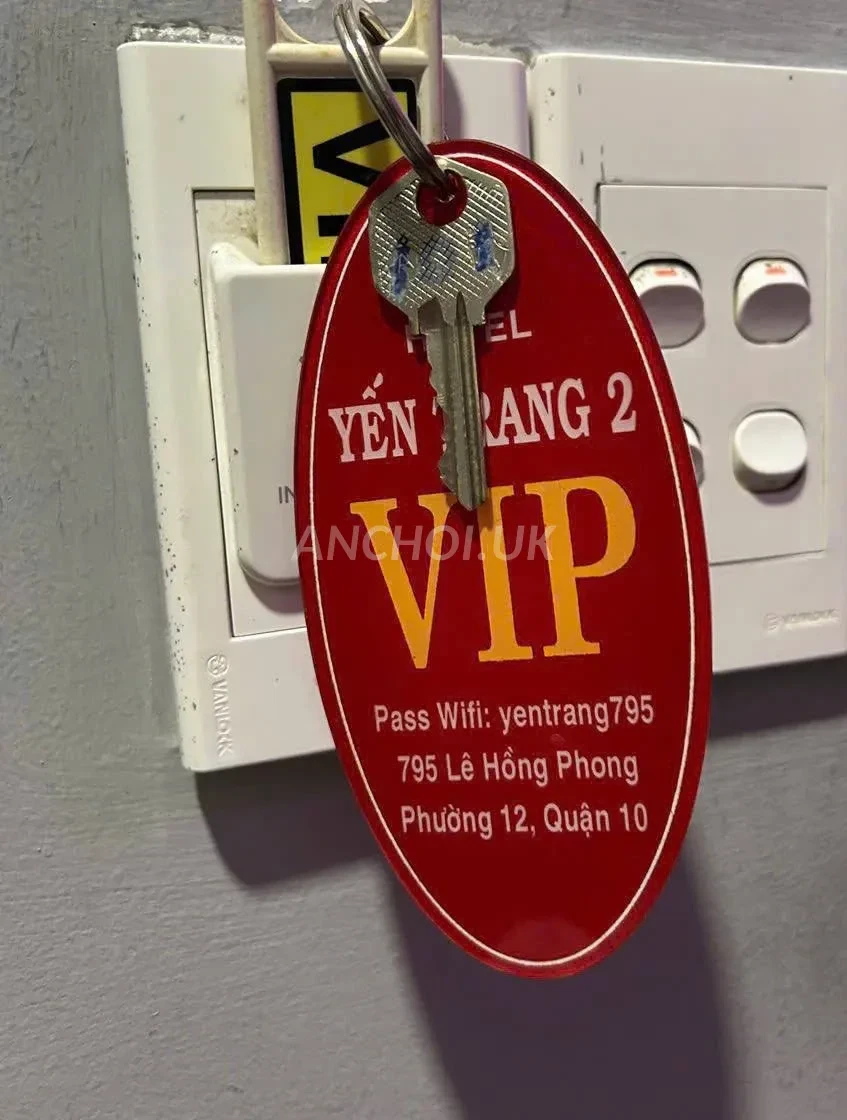 Ảnh checker nongviethung chụp khi gặp  HÀ LINH - - XINH SANG GỢI TÌNH - VÚ TO BODY ĐẸP - KỸ NĂNG LÀM TÌNH CUỐN HÚT (ảnh 3/4)