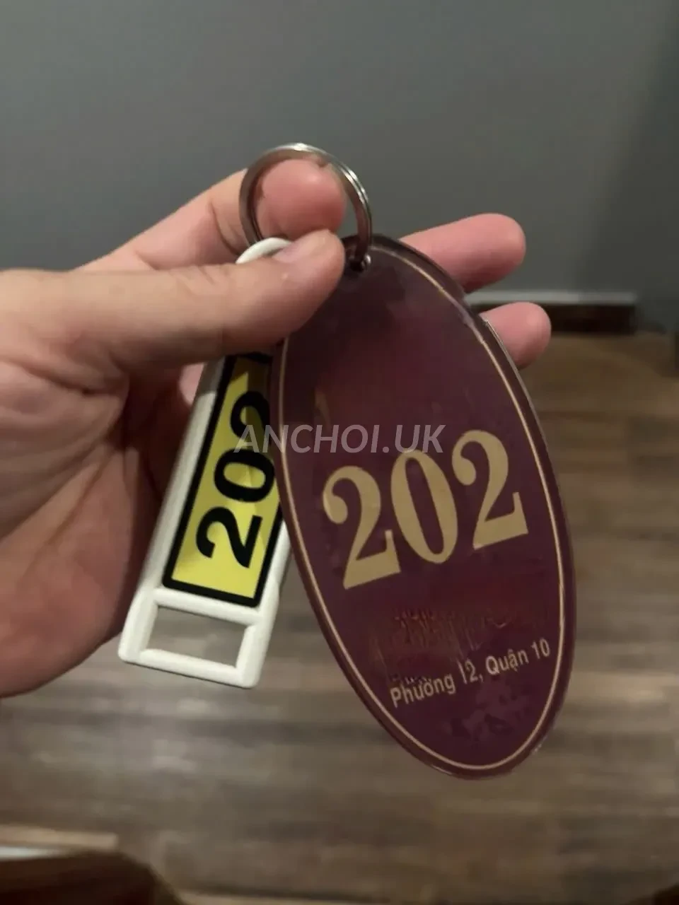 Ảnh checker Thích zú to chụp khi gặp VÂN ANH - DA TRẮNG - DÁNG XINH - CHIỀU KHÁCH HẾT MÌNH (ảnh 1/4)