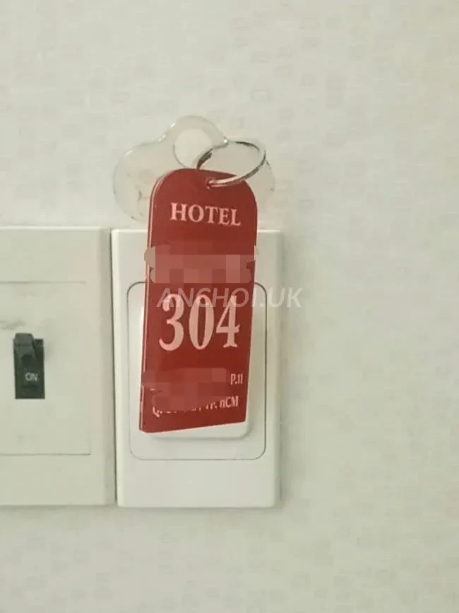 Ảnh checker Thoaimai chụp khi gặp My My-em hàng tươi ngon, ngoan dâm nhẹ nhàng!!! (ảnh 4/5)