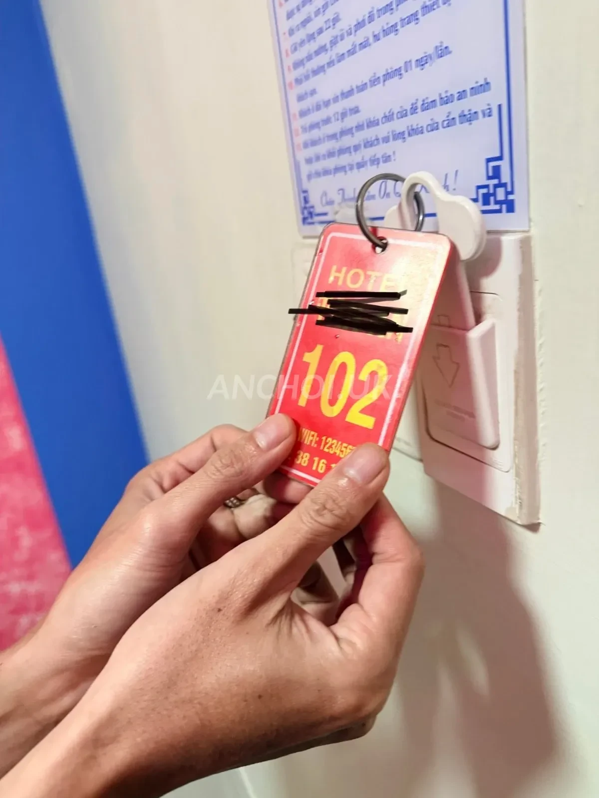 Ảnh checker Triệu Phú chụp khi gặp LY LY - GÁI DÂM MÔNG TO VÚ BỰ CHIỀU KHÁCH (ảnh 1/5)