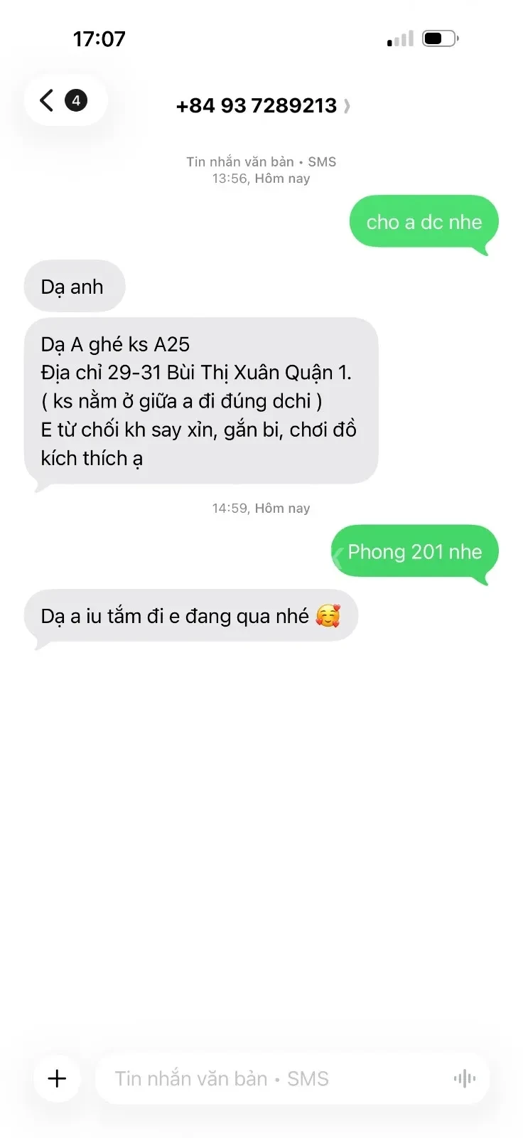 Ảnh checker manhthien chụp khi gặp LINH MIU Chiếc lưỡi đẳng cấp sever gaigu (ảnh 3/4)