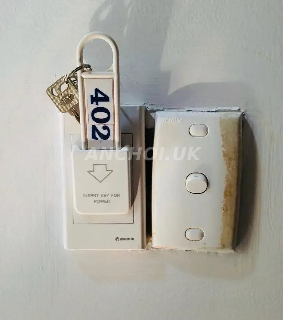 Ảnh checker khaluanbang chụp khi gặp New TUYỆT PHẨM QUỲNH ANH SUNG SƯỚNG LÀ ĐÂY (ảnh 4/4)