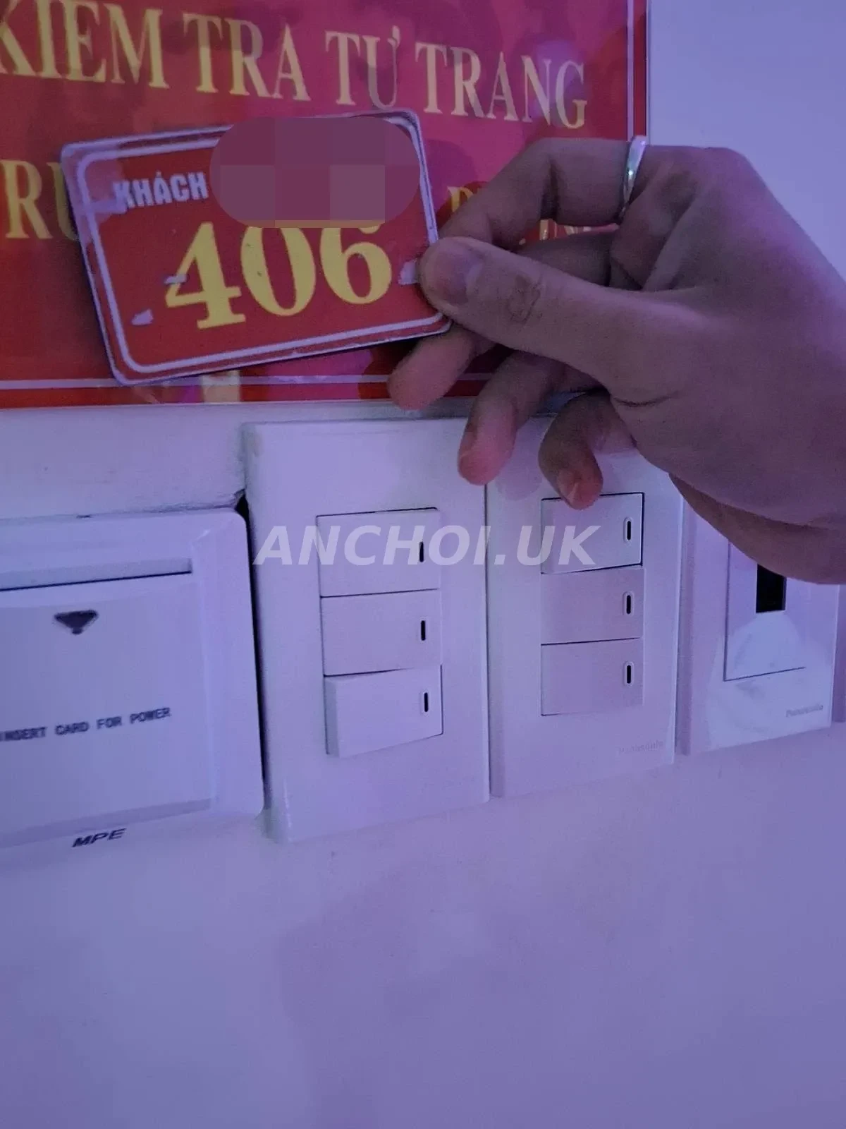 Ảnh checker Ice Man chụp khi gặp Mibao - Hoa Hậu Làng Đào - SERVICE CỰC MẠNH (ảnh 1/5)