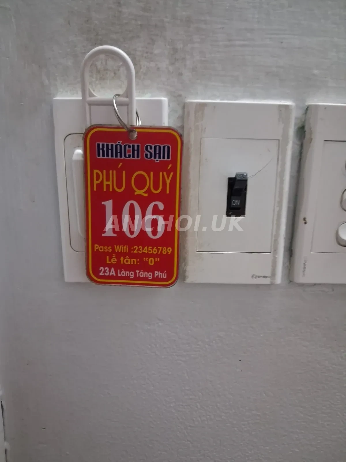 Ảnh checker Tinhmotgio9x chụp khi gặp NGÂN KHÁNH - GÁI DÂM - CHIỀU KHÁCH HẾT MÌNH (ảnh 2/4)